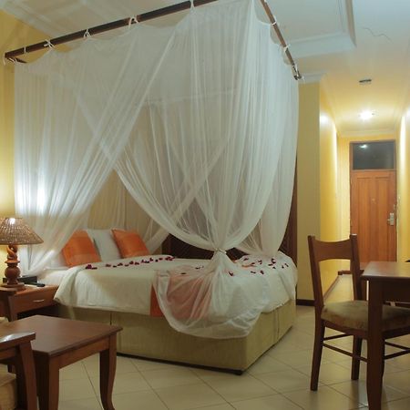 Giraffe Ocean View Hotel Dar-es-Salaam Eksteriør bilde
