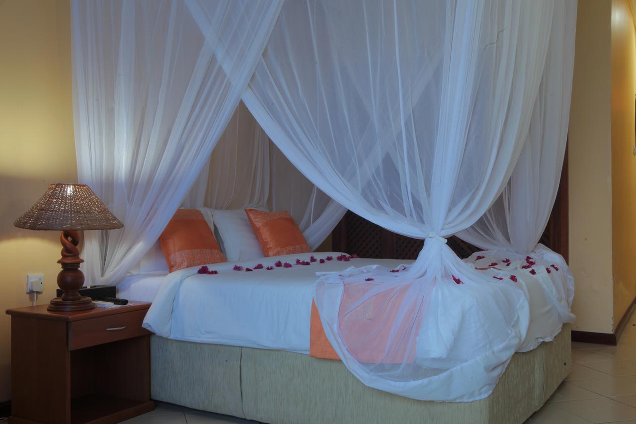 Giraffe Ocean View Hotel Dar-es-Salaam Eksteriør bilde