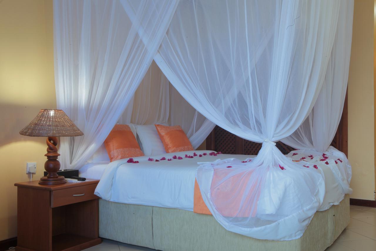 Giraffe Ocean View Hotel Dar-es-Salaam Eksteriør bilde