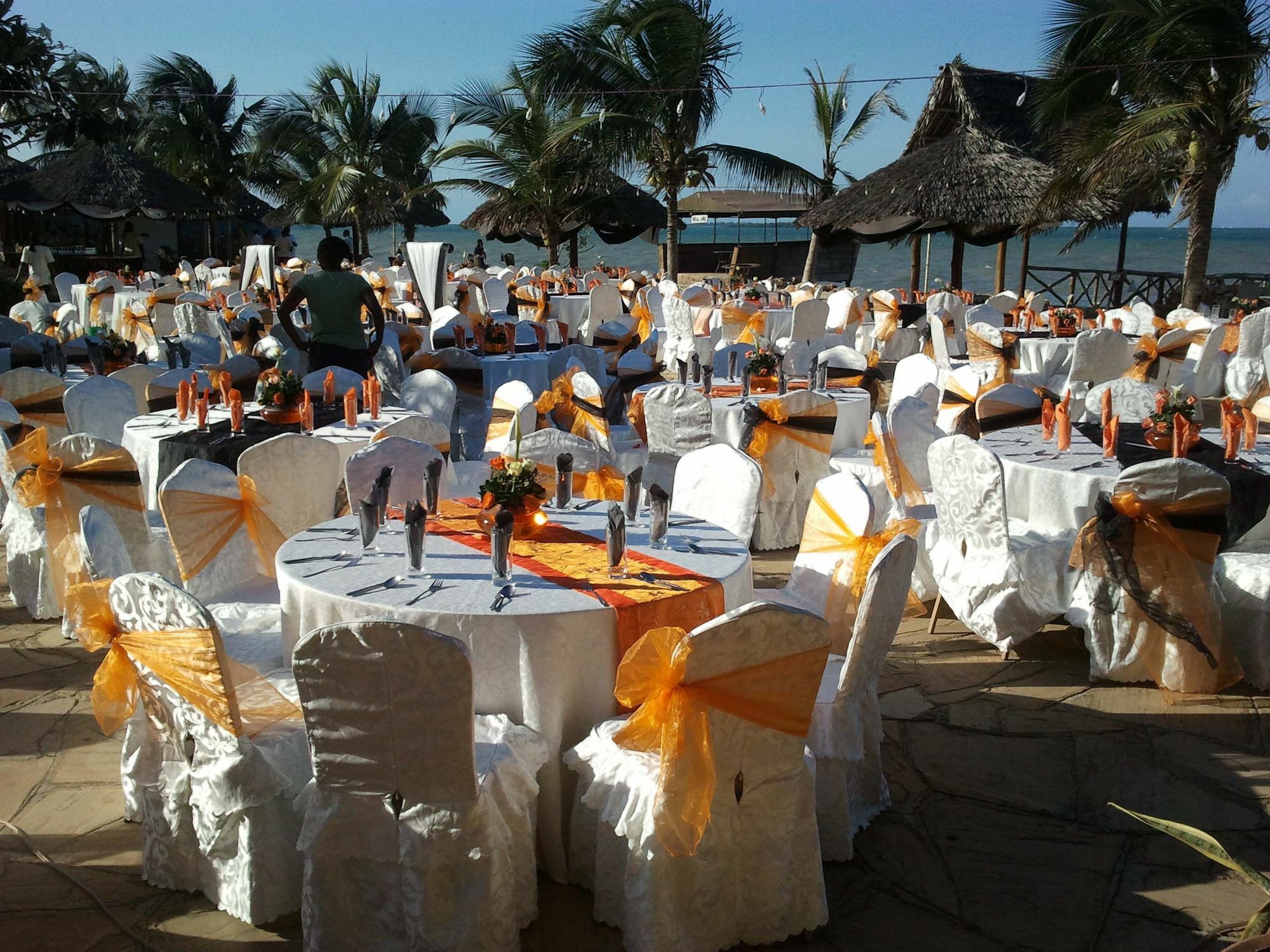 Giraffe Ocean View Hotel Dar-es-Salaam Eksteriør bilde